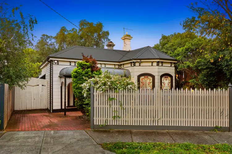 19 Invermay Grove, Hawthorn East VIC 3123