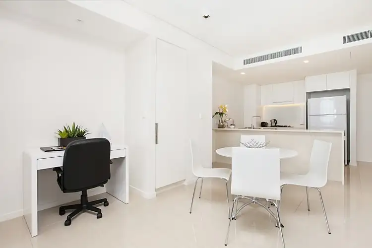 Fifth view of Homely apartment listing, 6606/7 Anchorage Court, Darwin NT 800