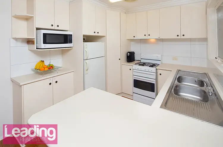 Third view of Homely house listing, 6 Rosapenna Close, Sunbury VIC 3429