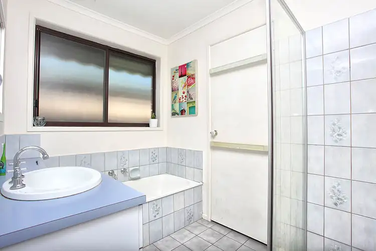 Seventh view of Homely house listing, 48 Cameron Cresent, Lara VIC 3212