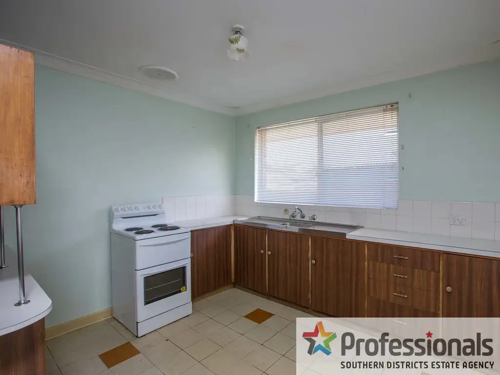 Main view of Homely house listing, 1/164 Minninup Road, South Bunbury WA 6230