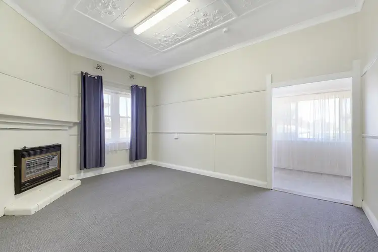 Sixth view of Homely house listing, 8 Shepherd St, Goulburn NSW 2580