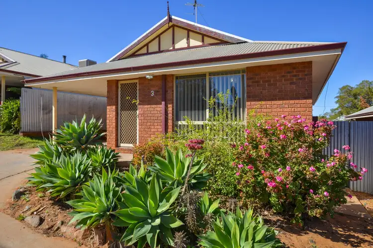 3/3 Kitchener Road, Mullingar WA 6430