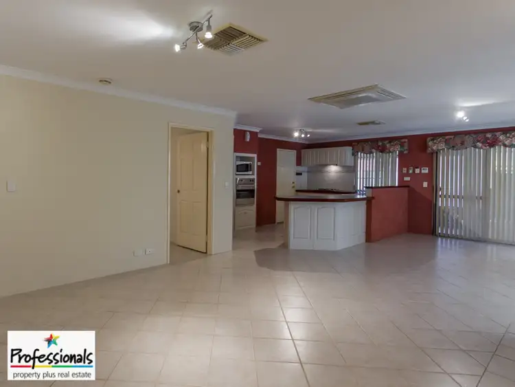 Fifth view of Homely house listing, 17 Ironwood Court, Thornlie WA 6108