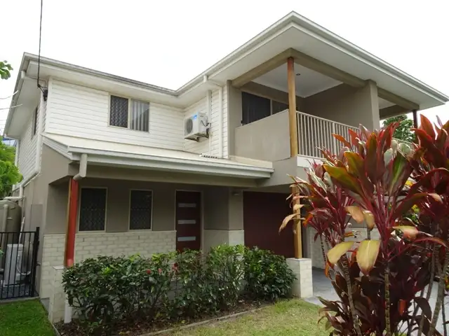 1/20 Barton Avenue, Southport QLD 4215