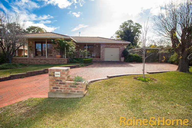 4 Bell Avenue, Dubbo NSW 2830