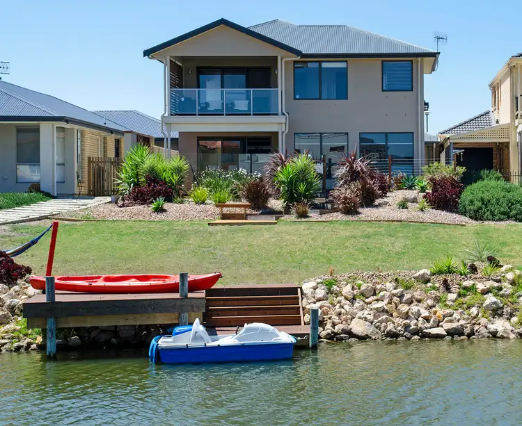 153 Excelsior Parade, Hindmarsh Island SA 5214