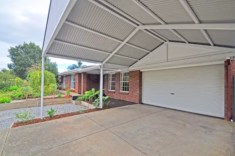 11 Dennis Street, Happy Valley SA 5159