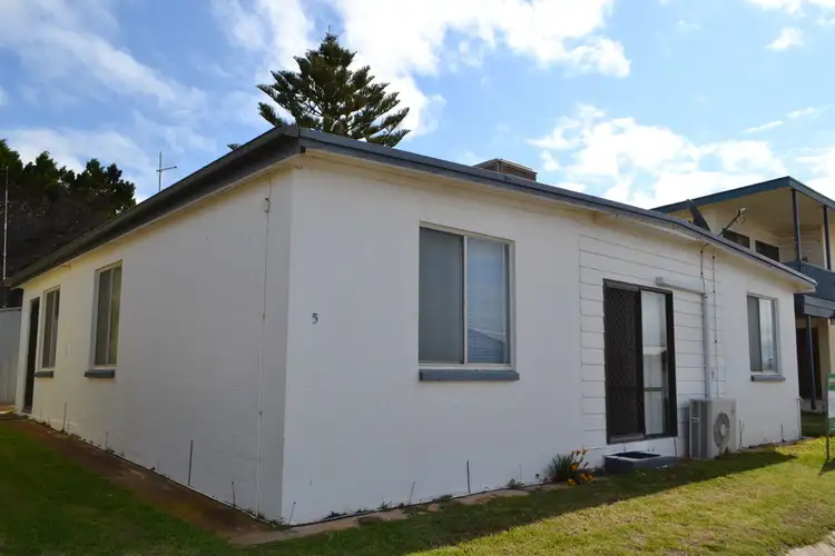 5 Mottled Cove Rd, Port Neill SA 5604
