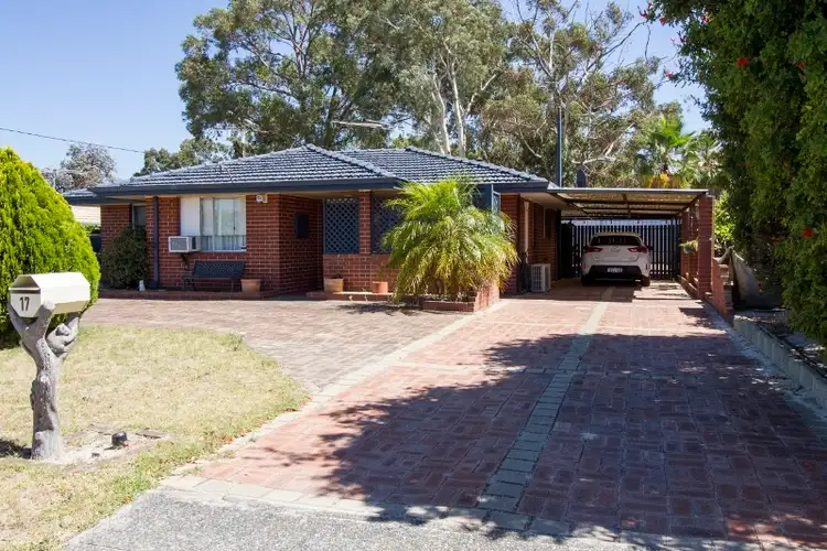 17 Hurlston, Koondoola WA 6064