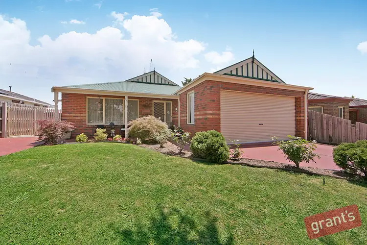 128 Harold Keys Drive, Narre Warren South VIC 3805