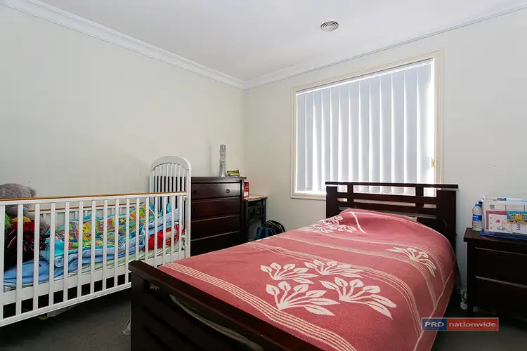 Seventh view of Homely house listing, 4 Emerald Terrace, Werribee VIC 3030