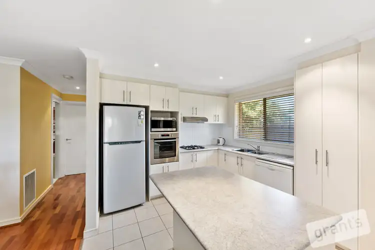 Seventh view of Homely unit listing, 2/82 Dunbarton Drive, Pakenham VIC 3810