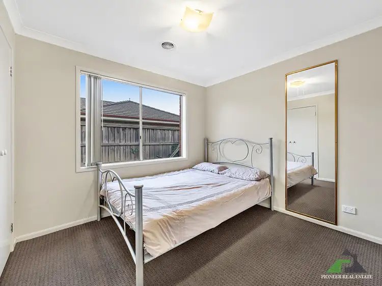 Sixth view of Homely house listing, 19 Menzies Close, Narre Warren South VIC 3805