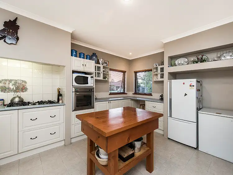 Sixth view of Homely house listing, 19 Caladenia Place, Canning Vale WA 6155