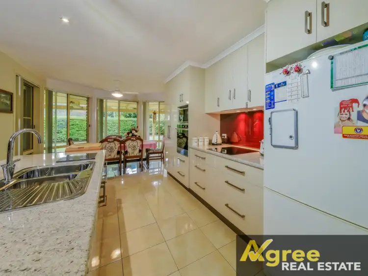16-18 Greygum Court, Ningi QLD 4511