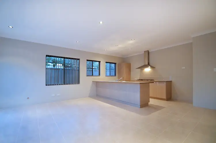 Fourth view of Homely villa listing, 3/54 Penguin Road, Shoalwater WA 6169