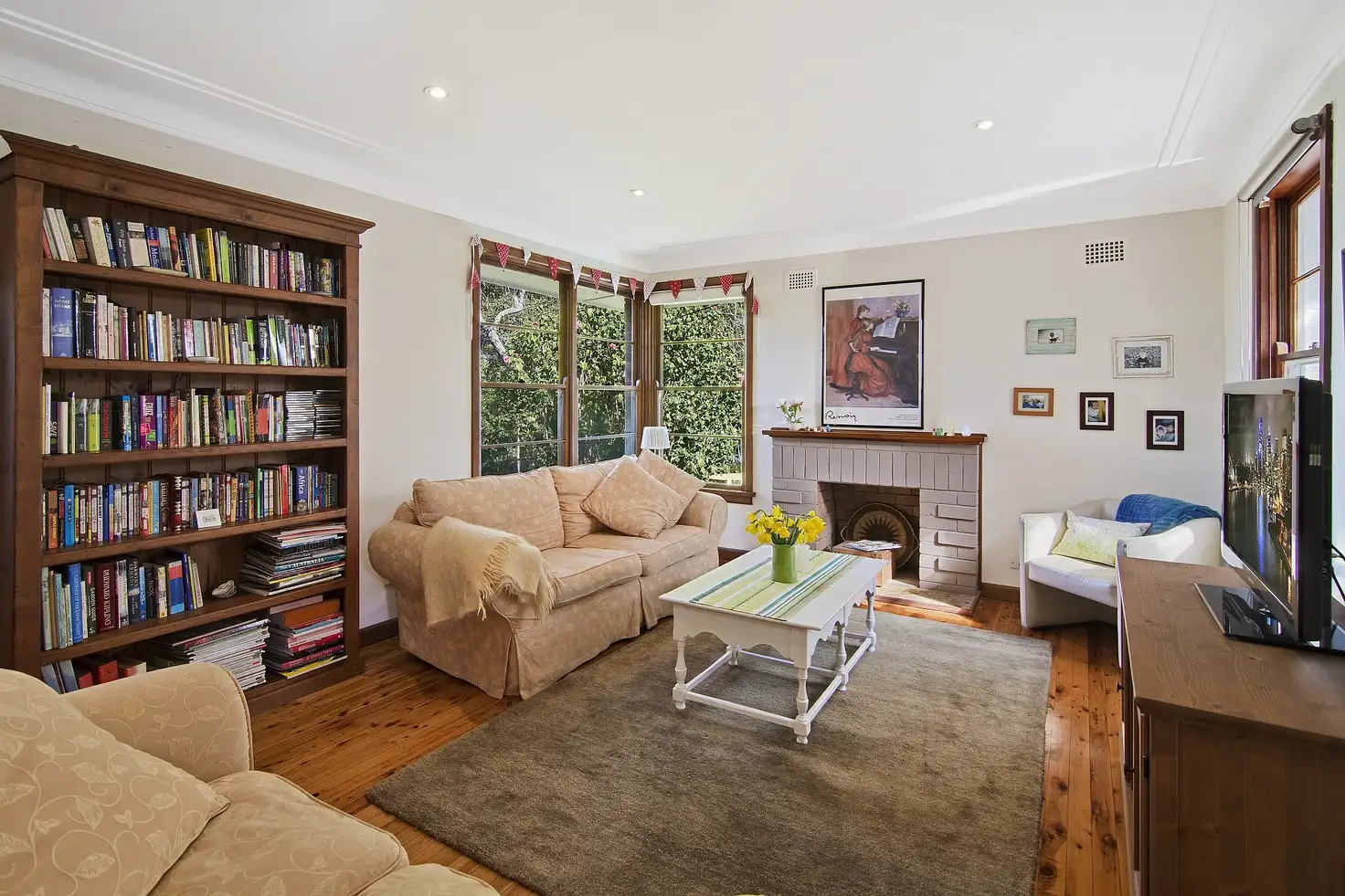 Main view of Homely house listing, 10 Willunga Crescent, Forestville NSW 2087