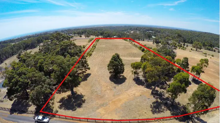 60 Kinross Loop, Quindalup WA 6281