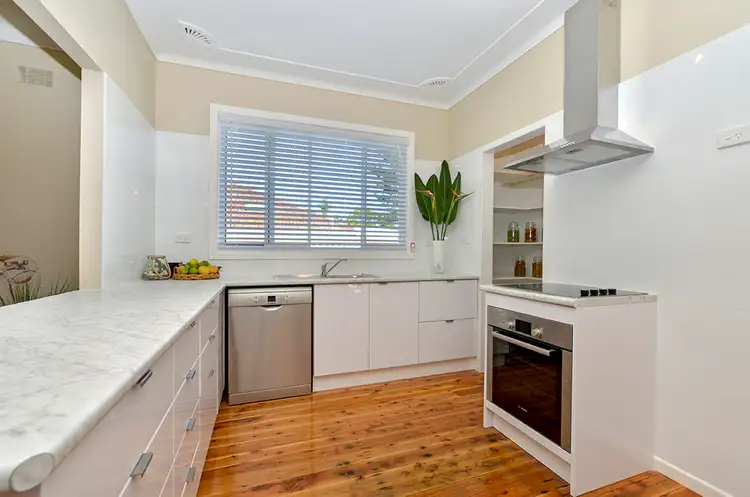 39 Edward Street, Woy Woy NSW 2256