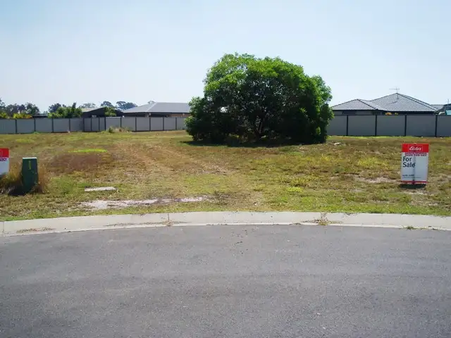 22 Bryan Court, Burrum Heads QLD 4659