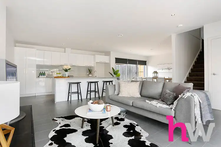 2/9 Churchill Avenue, Newtown VIC 3220