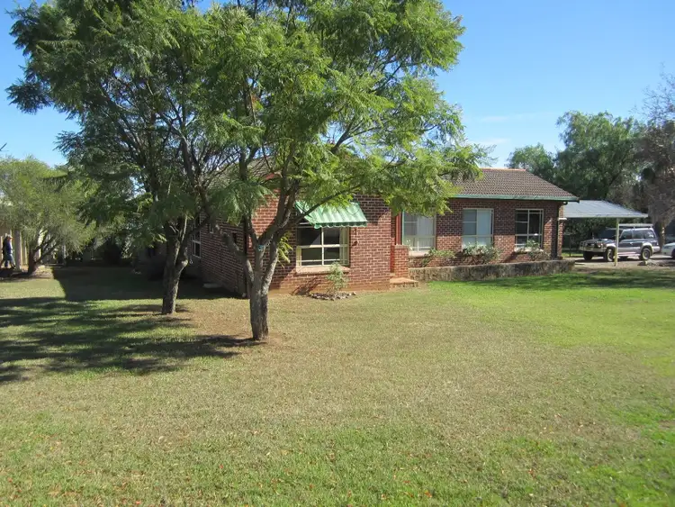 Fourth view of Homely house listing, 39 Meadowbanks Drive, Tamworth NSW 2340