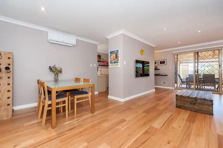 2/206 Melville Pde, Como WA 6152