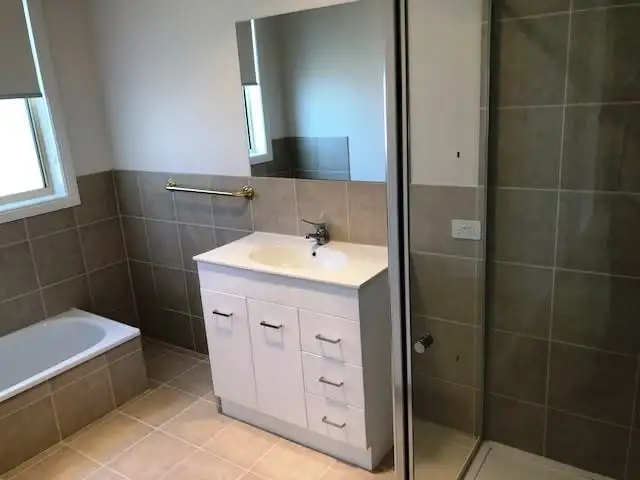Fifth view of Homely house listing, 6 Canopus Crescent, Lara VIC 3212