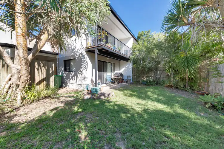 3/4 Advance Place, Sunrise Beach QLD 4567