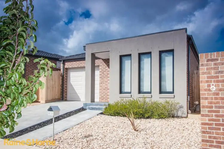 5/8 Pads Way, Sunbury VIC 3429