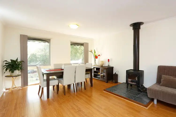 54 Hedwig Drive, Mooroolbark VIC 3138