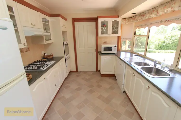 Sixth view of Homely house listing, 4 Kurumben Place, West Bathurst NSW 2795