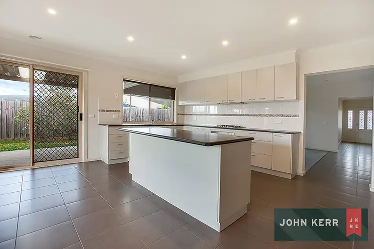 Second view of Homely house listing, 31 Vincent Boulevard, Trafalgar VIC 3824