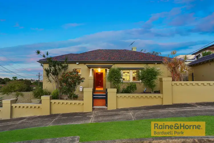 1 Trewilga Avenue, Earlwood NSW 2206