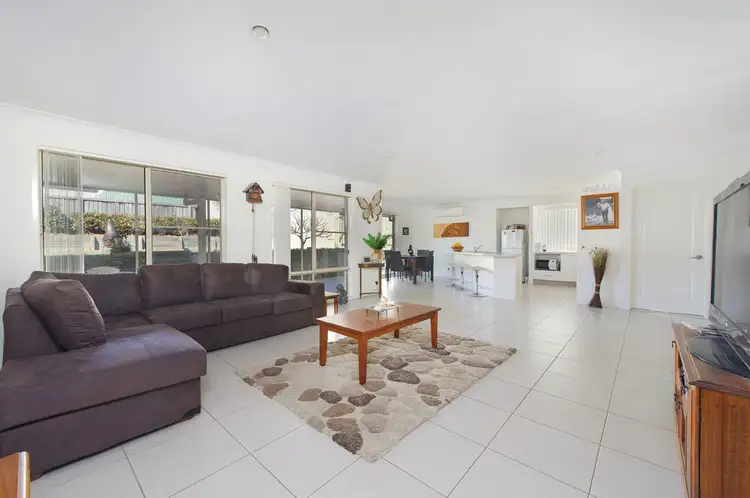 Second view of Homely house listing, 4 Grenadines Way, Bonny Hills NSW 2445