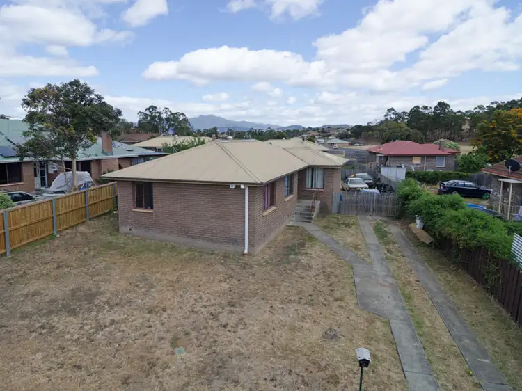 1 Guilford Crescent, Gagebrook TAS 7030
