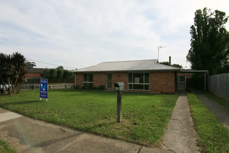 32 Hoddinott Street, Bairnsdale VIC 3875