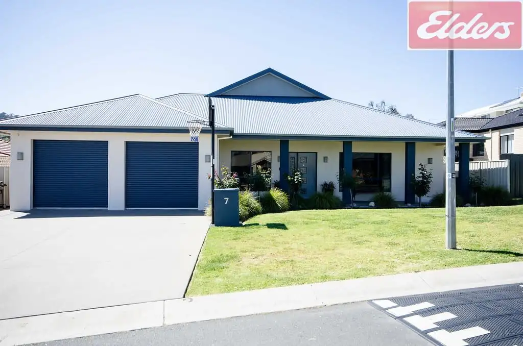 Main view of Homely house listing, 7 Mcauliffe Street, Wodonga VIC 3690