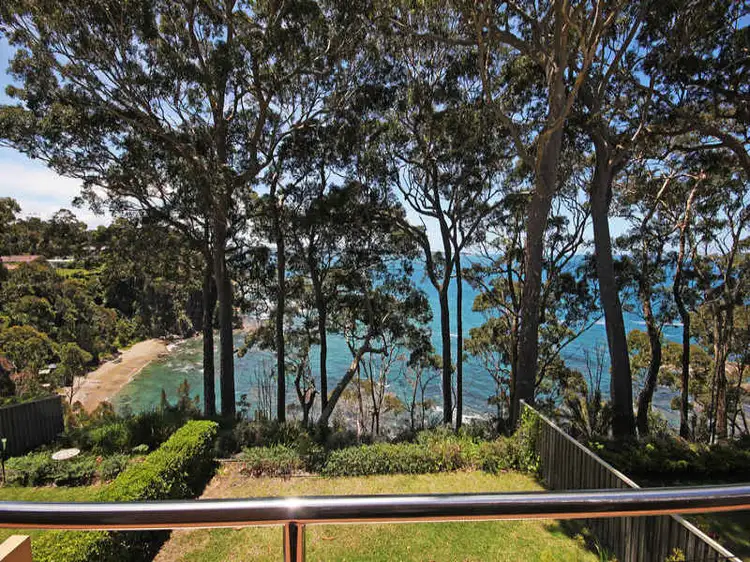 5B Barbara Crescent, Denhams Beach NSW 2536