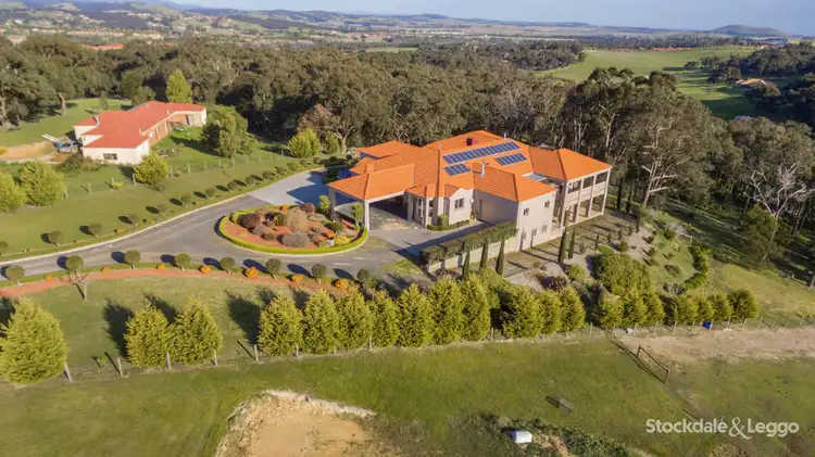 5 MOUNTAIN ASH COURT, Hidden Valley VIC 3756