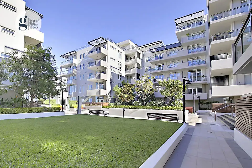 Main view of Homely apartment listing, 3/3 Bay Drive, Meadowbank NSW 2114