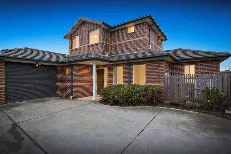 2/16 Risdon Drive, Notting Hill VIC 3168