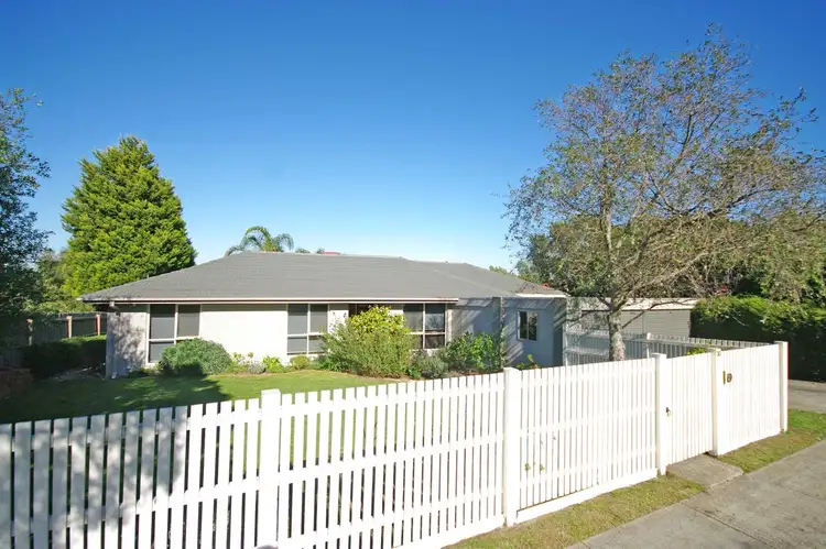 Main view of Homely house listing, 30 Ravenhill Crescent, Endeavour Hills VIC 3802