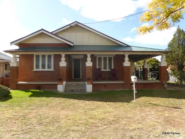 28 Elizabeth Street, Parkes NSW 2870