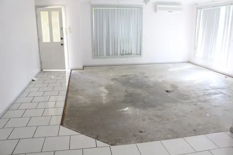 Second view of Homely unit listing, 2/26 Rosewood Crescent, Taree NSW 2430