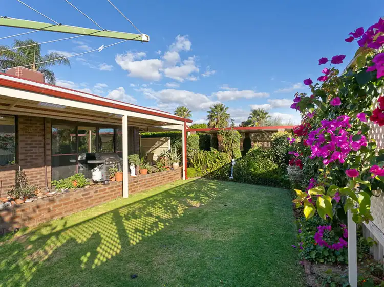 40 Weston Way, Kardinya WA 6163