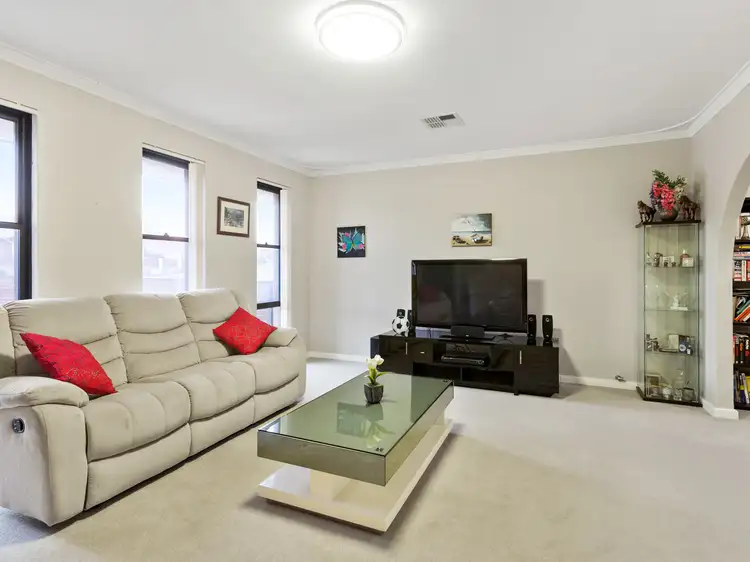 Fifth view of Homely house listing, 10 Shackleton Ave, Hillarys WA 6025