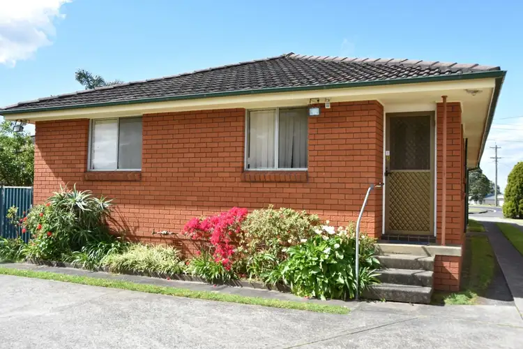3 / 3 Power Drive, Mount Warrigal NSW 2528