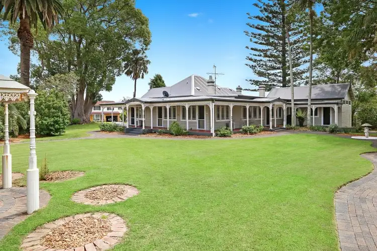 Main view of Homely house listing, 4 Roslyn Garden, Green Point NSW 2251